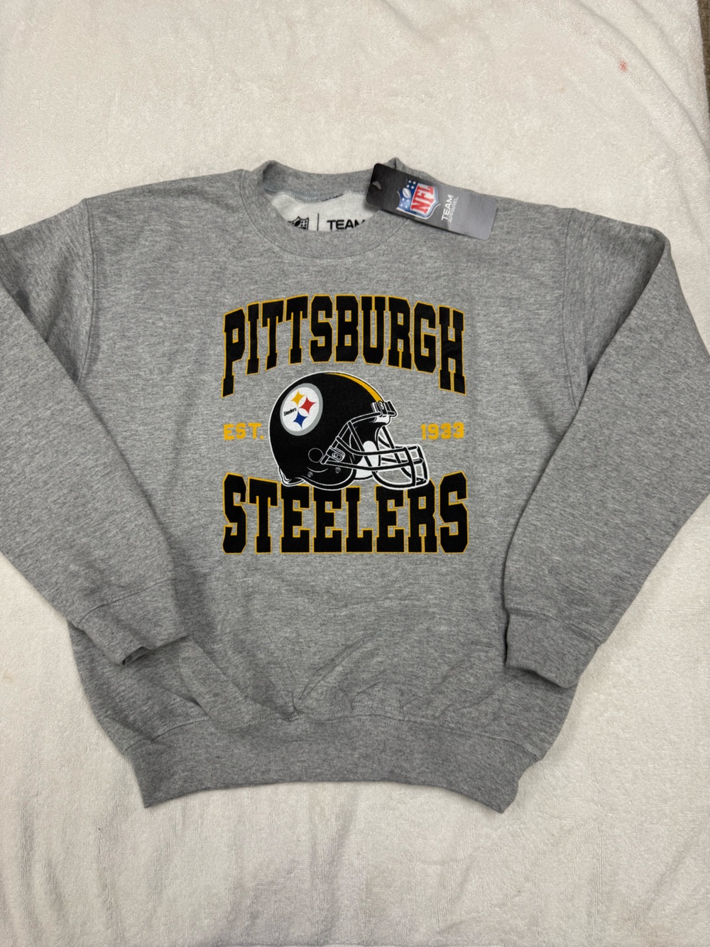 Youth NFL Pittsburgh Steelers Medium Crewneck with Black & Gold Logo